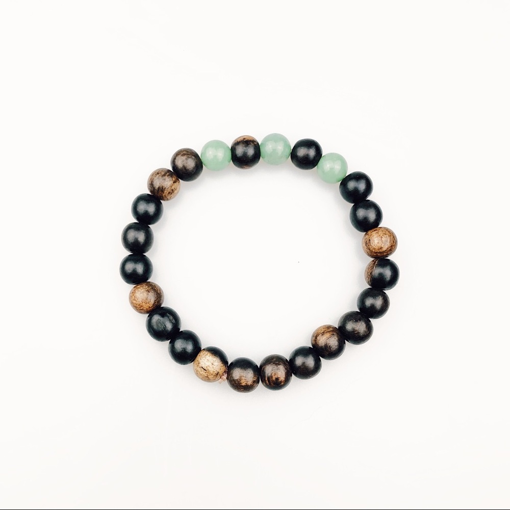 Wood beaded bracelet